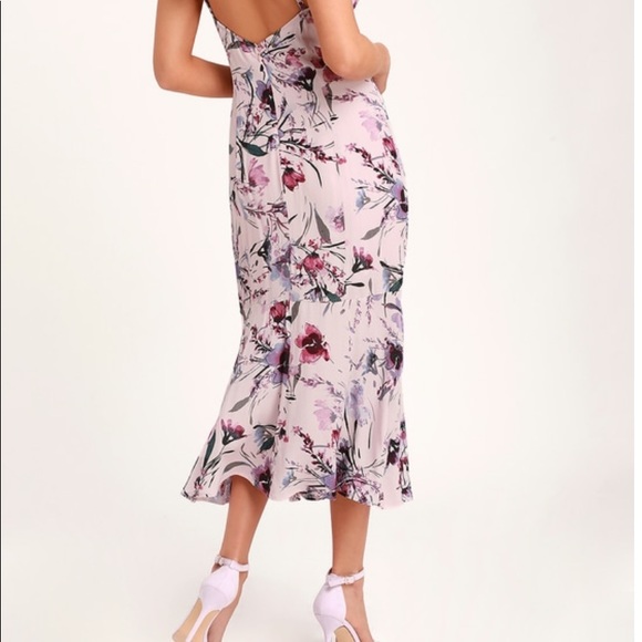 Lavender floral Midi dress - Picture 2 of 6